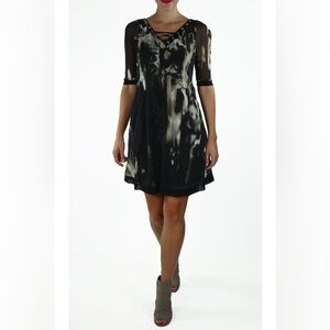 Elegant Black and Cream Lace-Up Mesh Women's Dress